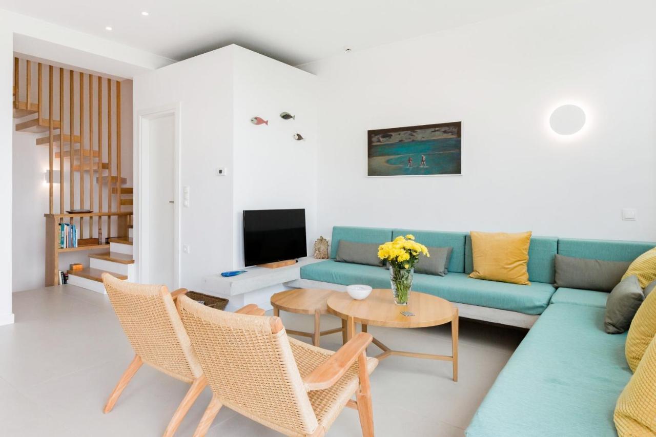 Fos Villa, A Luxe House With Private Heated Pool Galatas  ภายนอก รูปภาพ