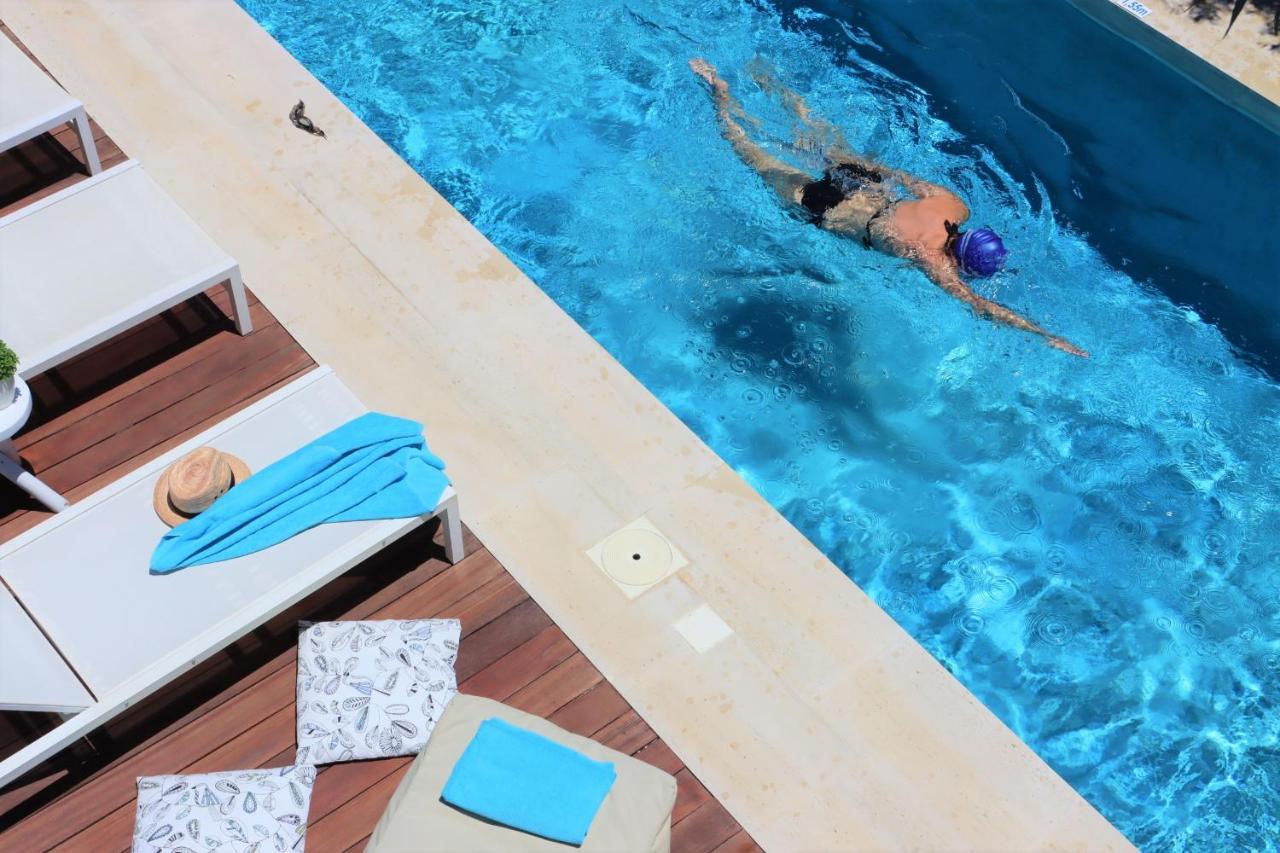 Fos Villa, A Luxe House With Private Heated Pool Galatas  ภายนอก รูปภาพ